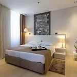 Cornaro Otel