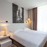 Cornaro Otel