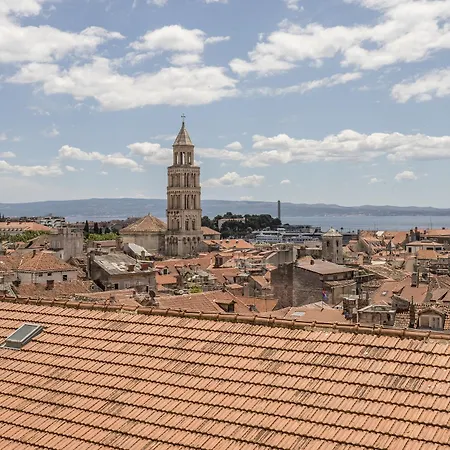 Szálloda Cornaro 5*