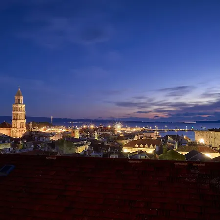 Cornaro Szálloda 5*