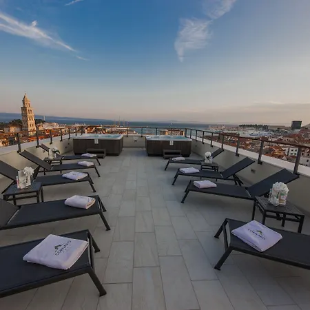Otel Cornaro 5*