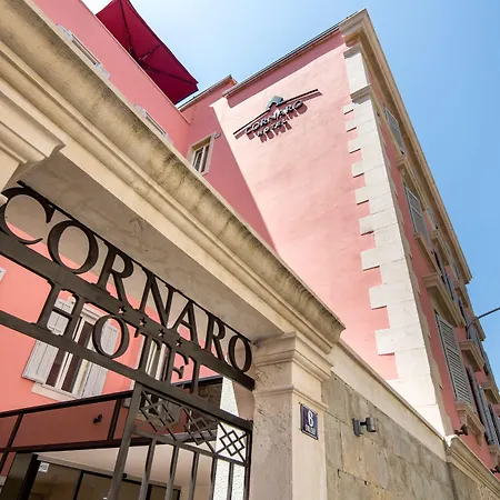 Cornaro Otel 5*
