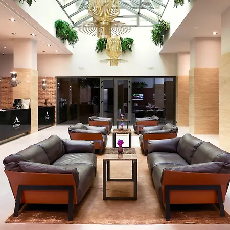 Cornaro Отель Сплит