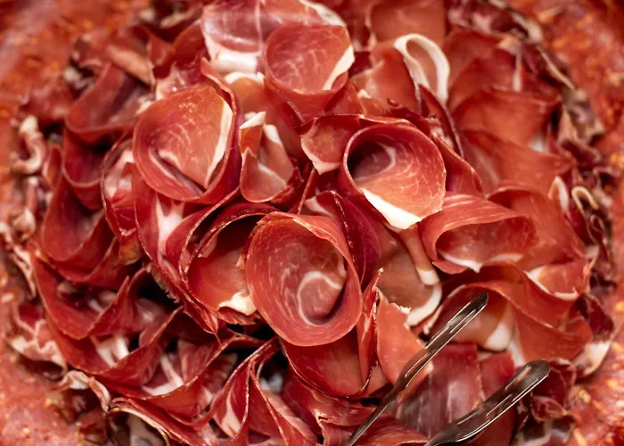 코르나로 호텔 5*